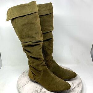 Banana Republic Hina Slouch Cuffed Olive Suede Poet Boots 7.5 Classic Earthy